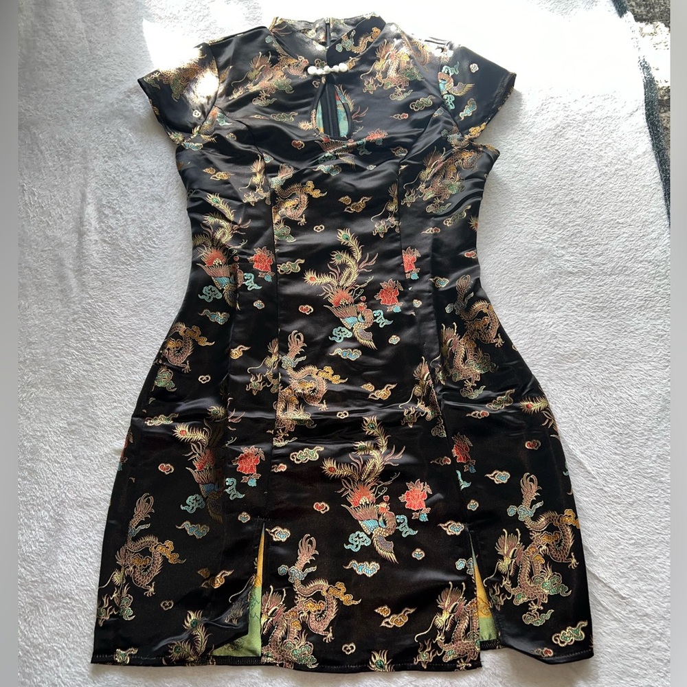 Dragon embroidered Asian style dress